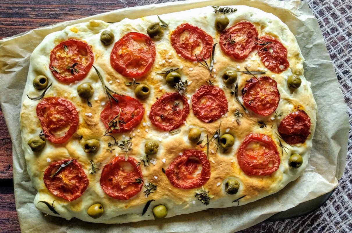 Focaccia Z Pieczonymi Pomidorami