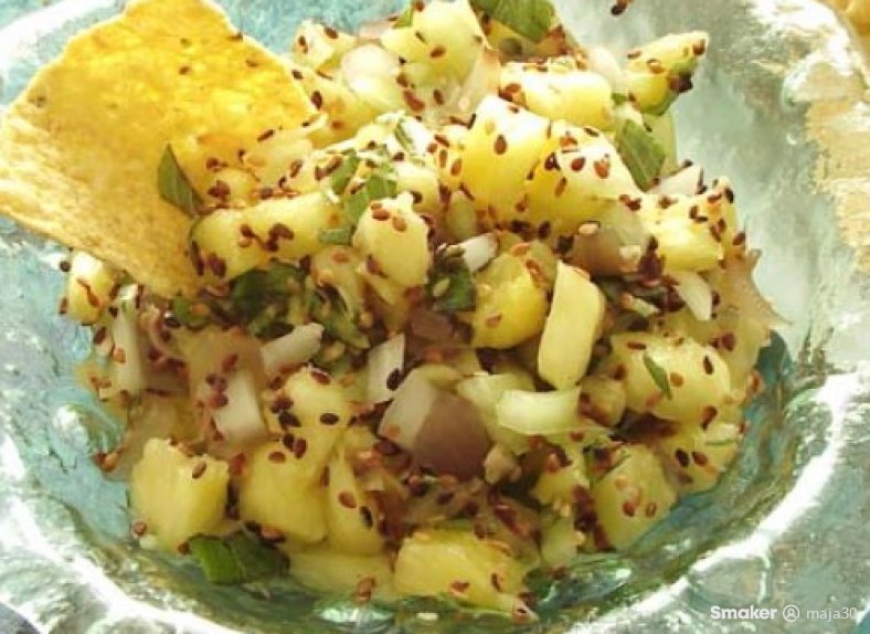  Sałatka z ananasa 