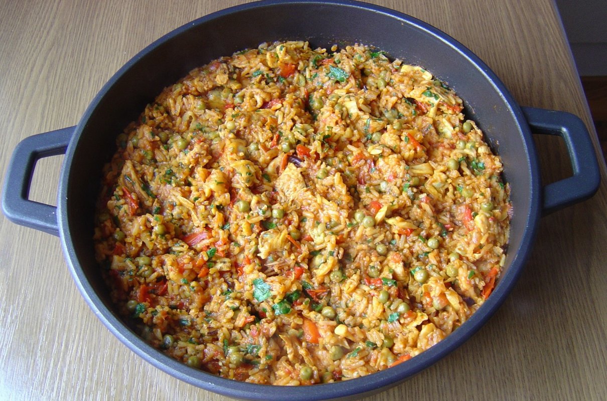 Paella z Kurczakiem i Krewetkami