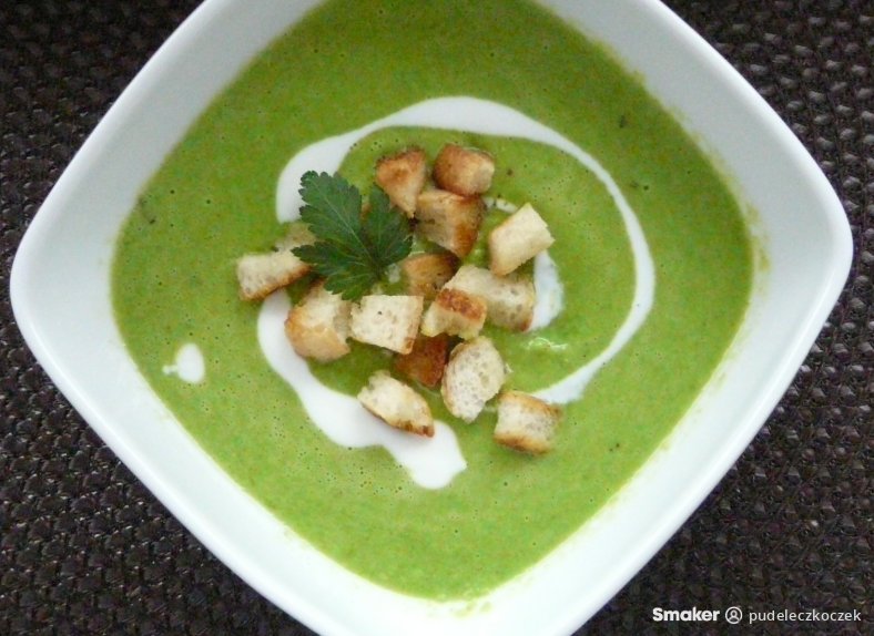  Zupa z zielonego groszku 
