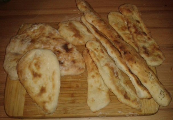 Chlebki Naan (Naan bread)