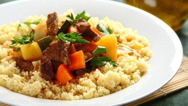 Obiad w 15 minut? Pora na kuskus!