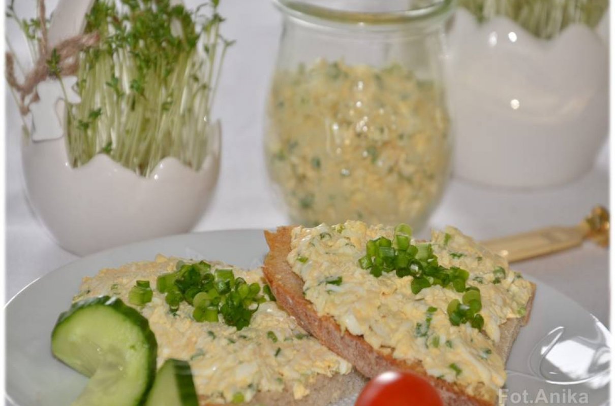 Pasta jajeczna ze szczypiorkiem