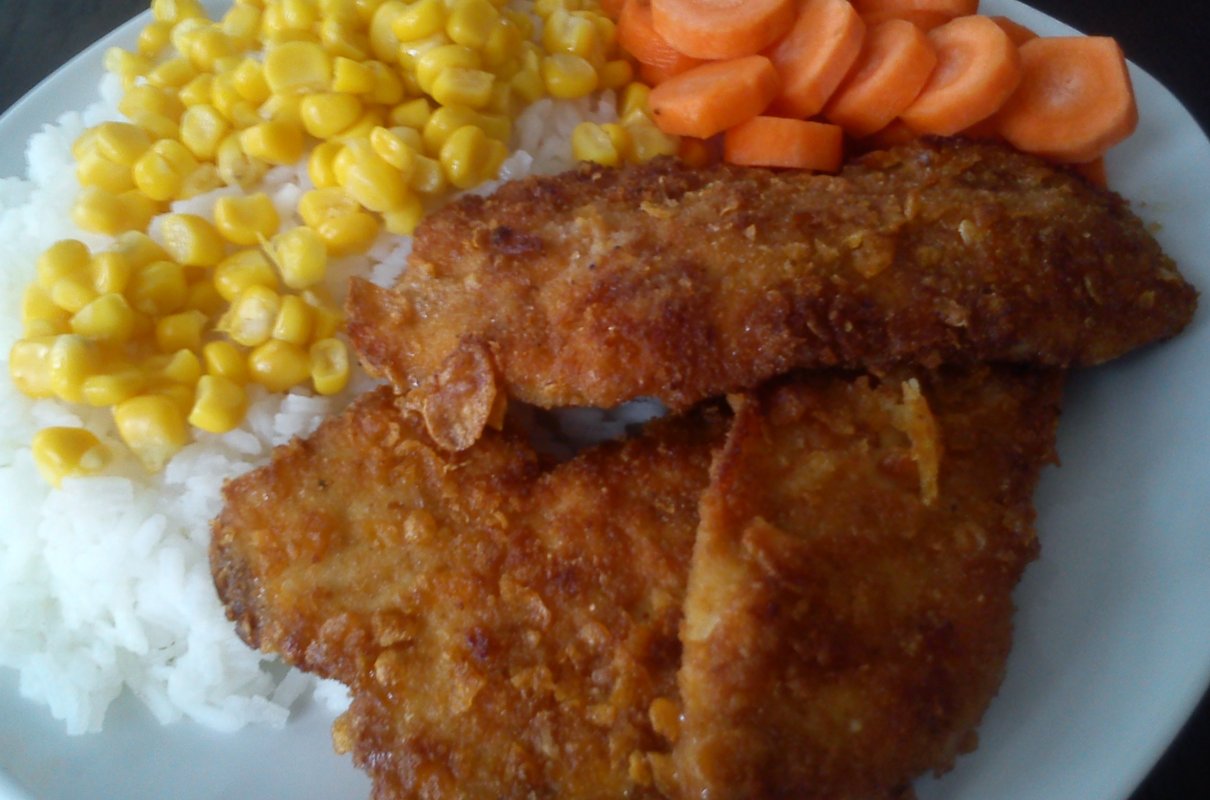 Filet panierowany w płatkach kukurydzianych