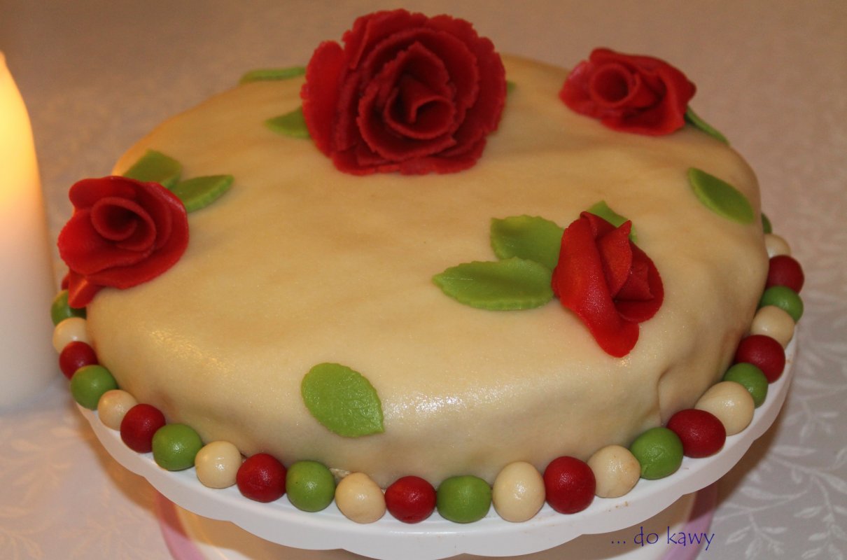 Tort Marcepanowy tort-marcepanowy