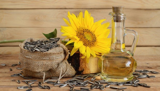 Olej słonecznikowy, lniany, rzepakowy – moc drogocennych olejów