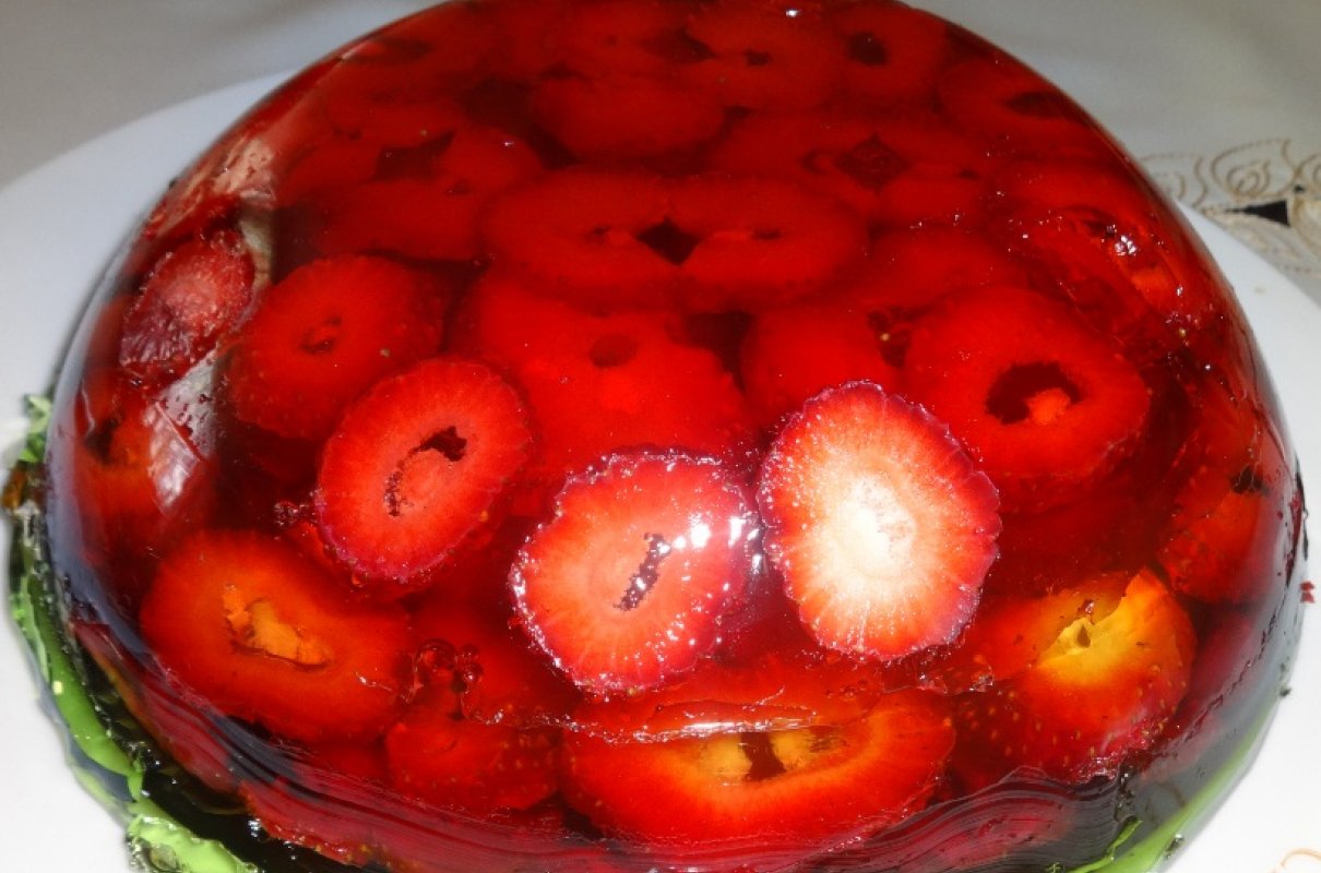 Truskawki w galaretkach.