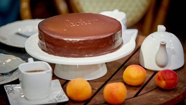 Tort Sachera - przepis z "Bake off - Ale Ciacho!"