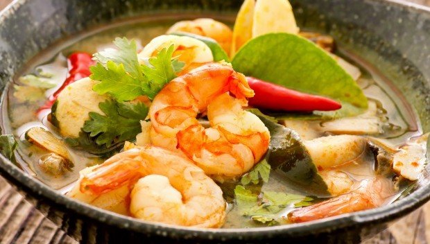 Tajskie dania, których warto spróbować na wakacjach