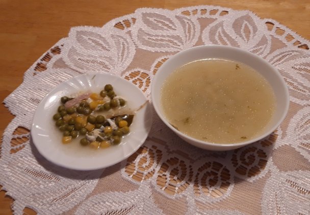 Zupa z groszkiem i kukurydzą