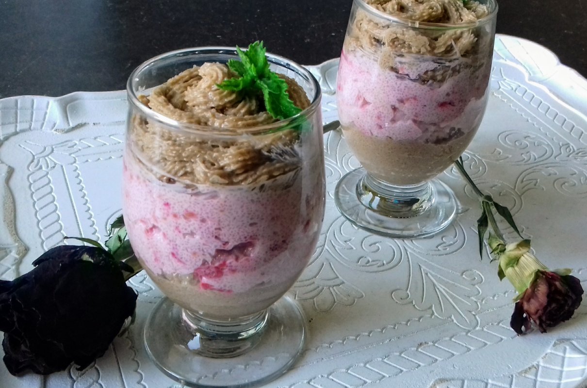 Czekoladowo malinowy deser z kaszy manny