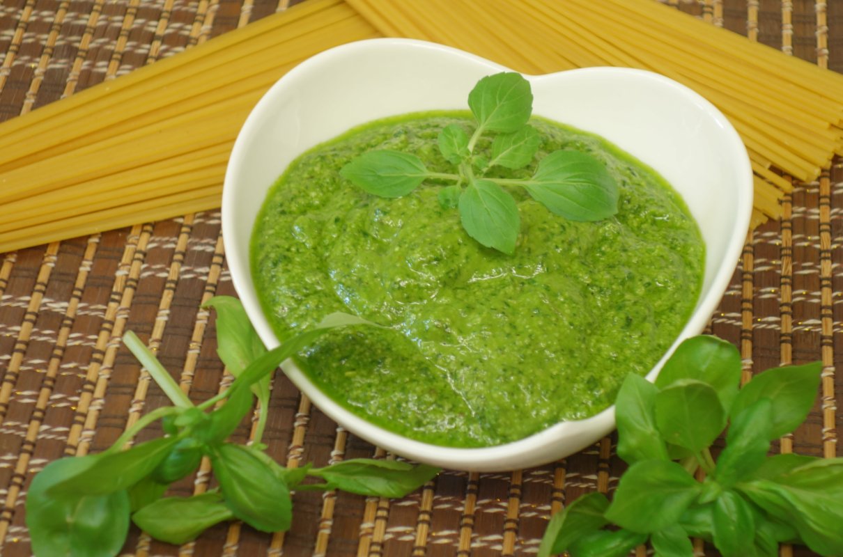 Domowe Pesto z Bazylii obiad w 15 minut