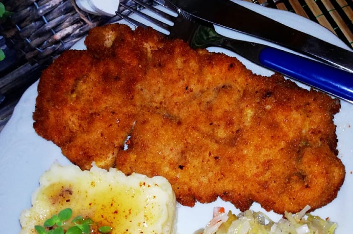 Kotlety z piersi kurczaka swojskiego.