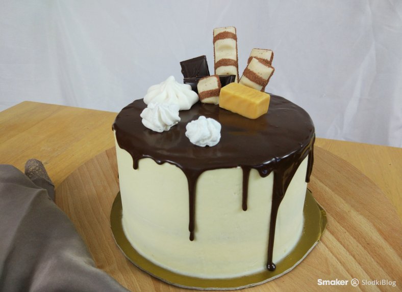 Jak zdrobić drip z gorzkiej czekolady