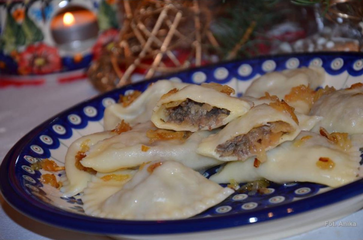 Pierogi z kapustą i grzybami