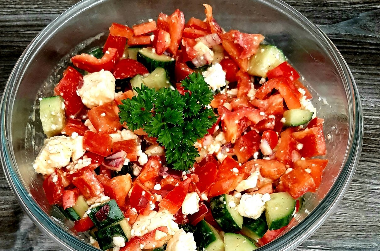 Salatka do grilla i nie tylko! Paprykowa z ogórkiem i feta!POLECAM!