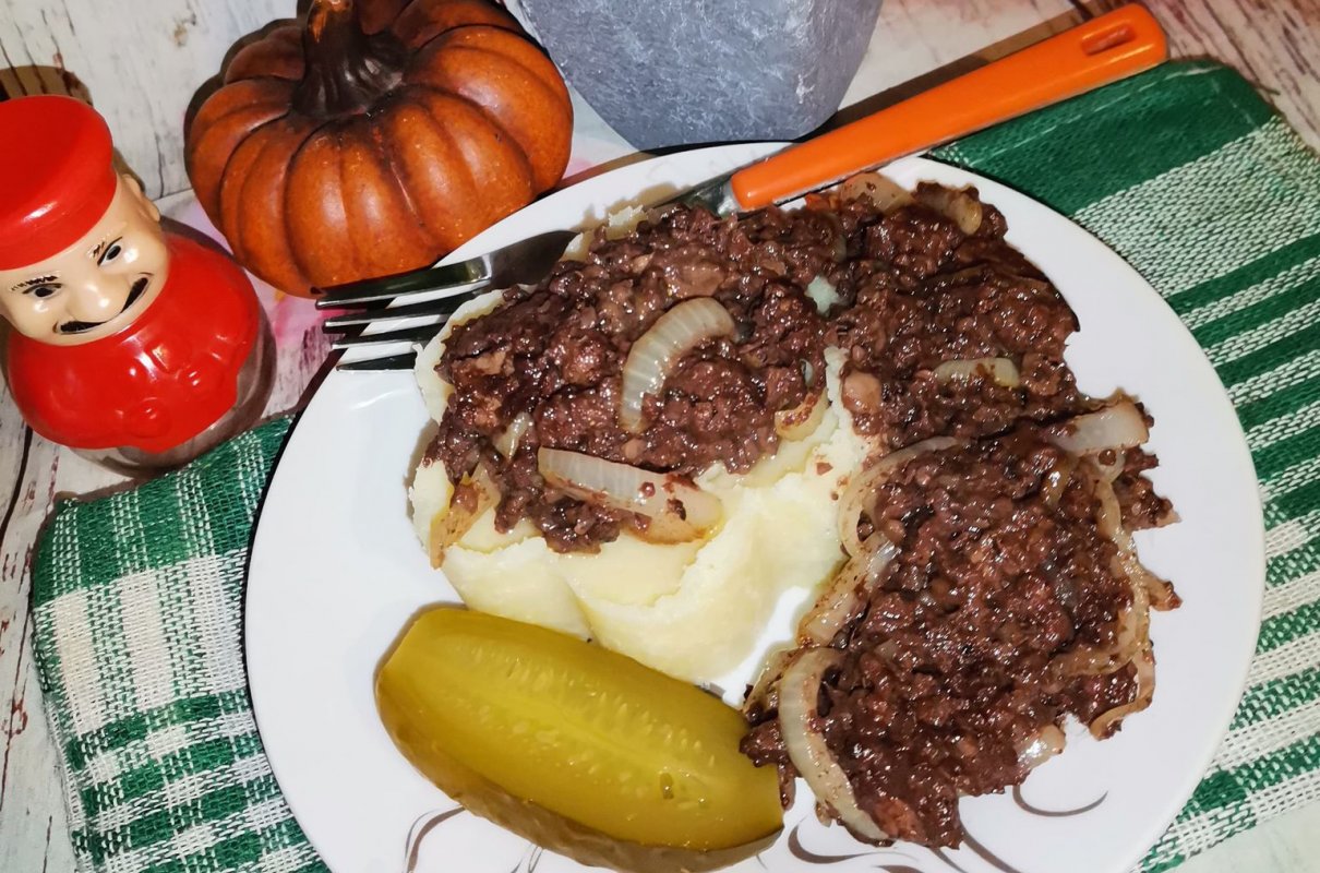 Kaszanka z cebulką.