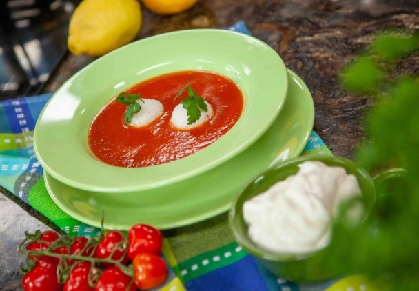 Zupa-krem z kiszonych pomidorów według Ewy Wachowicz