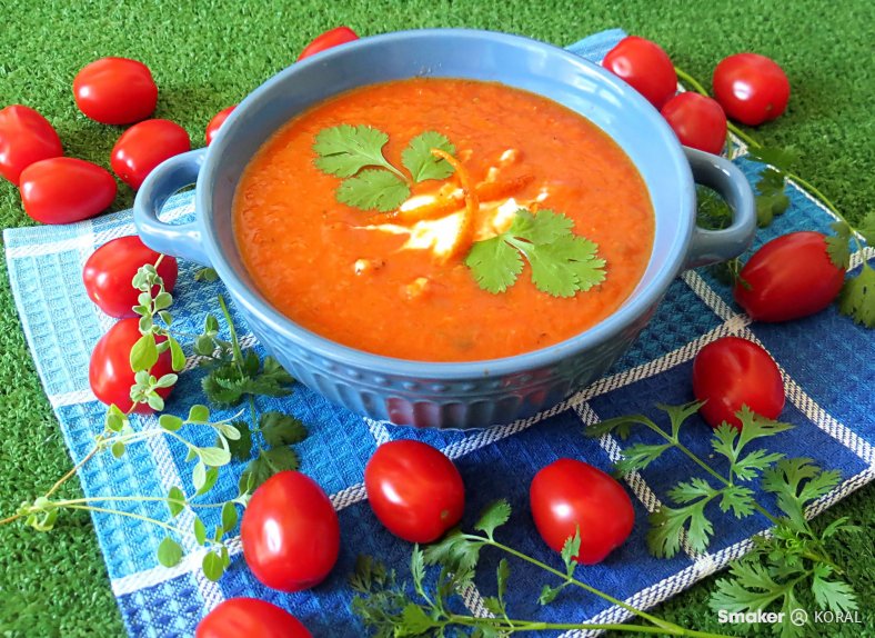  Zupa pomidorowo-pomarańczowa 