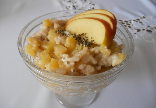 Pudding ryżowy z jabłkiem i chia