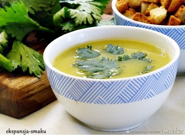 Zupa krem z żółtej fasolki szparagowej