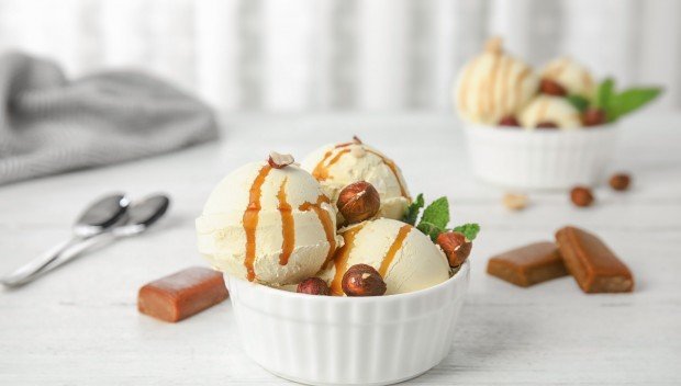 Kremowe lody bananowo-krówkowe