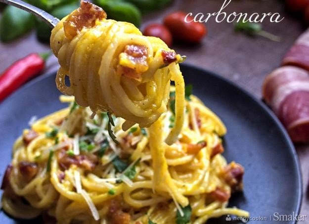 Spaghetti carbonara - tradycyjny włoski przepis