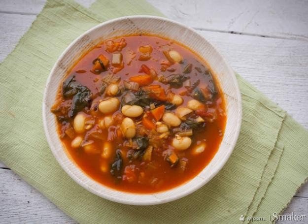 Fasolowa zupa curry