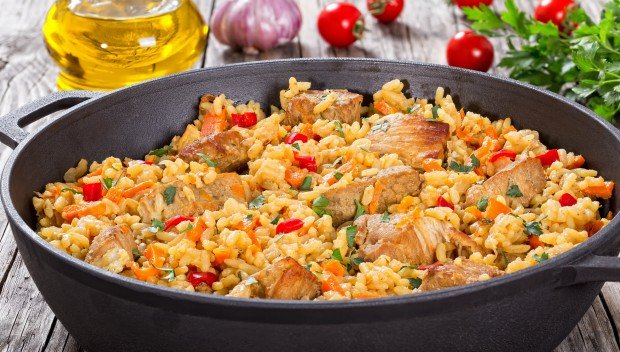 Kremowy kurczak z brązowym ryżem