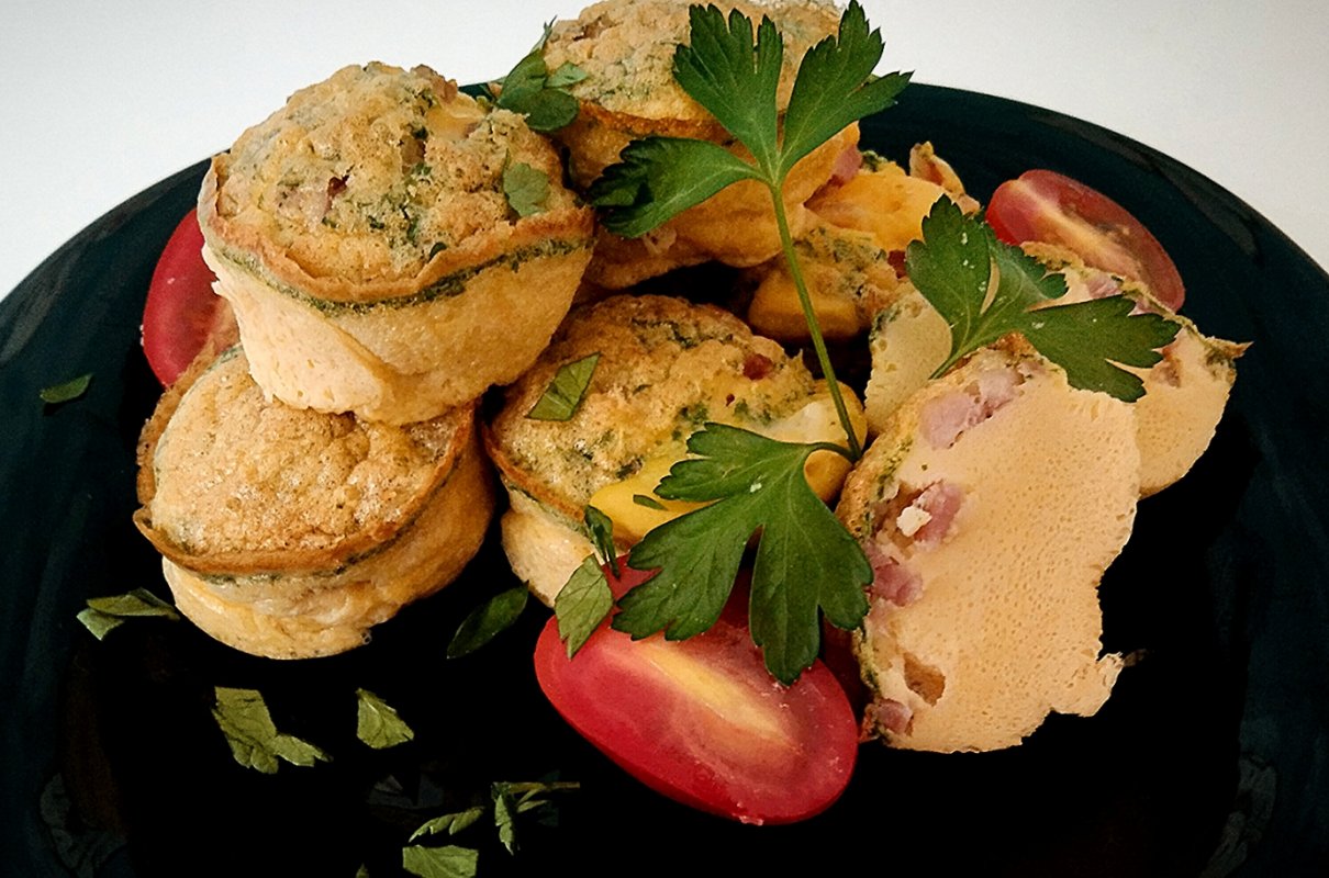 Keto Muffinki z jajek i boczku.