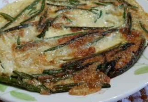 Jajecznica z fasolką  szparagową czyli włoska frittata