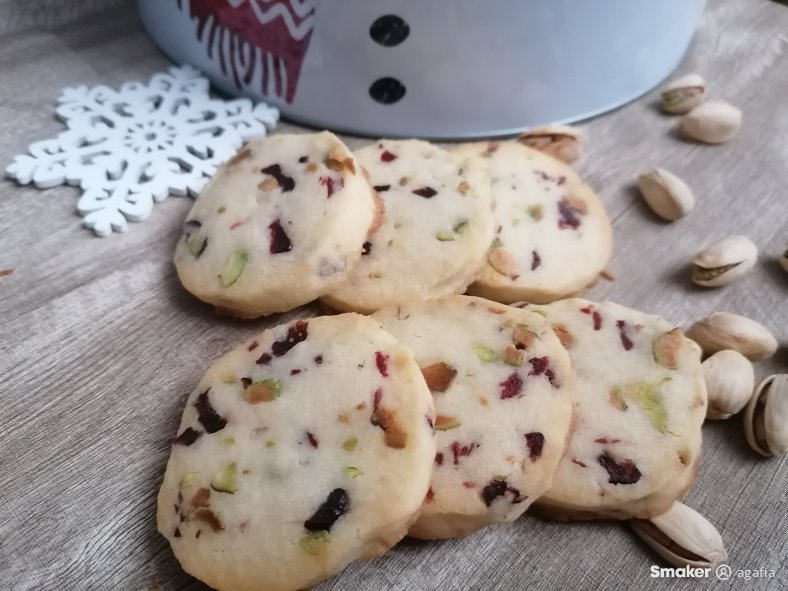 https://staticsmaker.iplsc.com/smaker_production_2021_12_19/47cedcb8d7a997946195bc6565d5d366-recipe_step.jpg