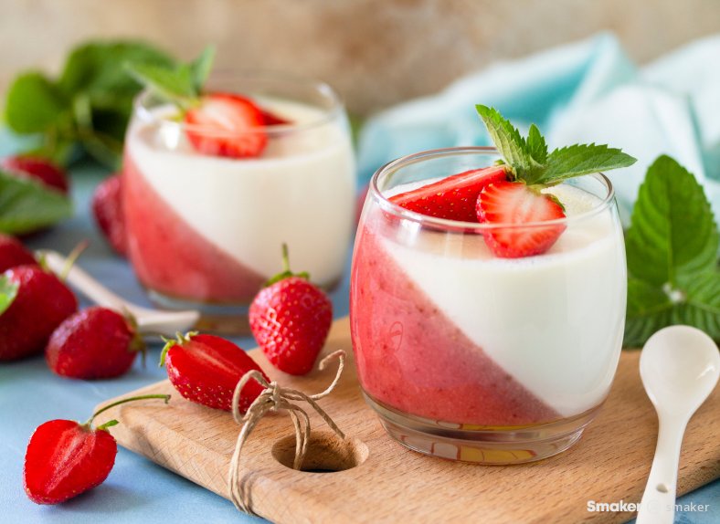  Truskawkowa panna cotta 
