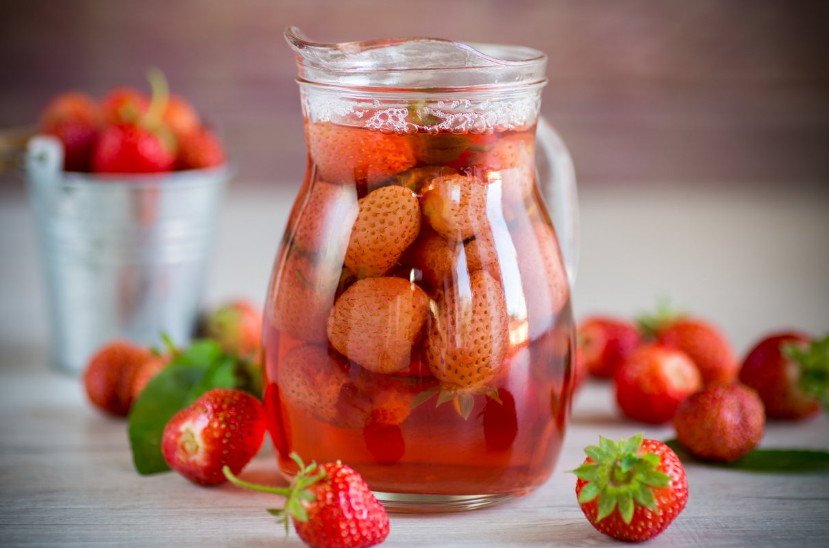 Kompot truskawkowy