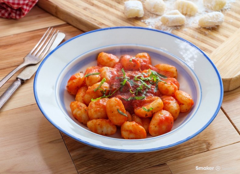 Gnocchi w sosie pomidorowym