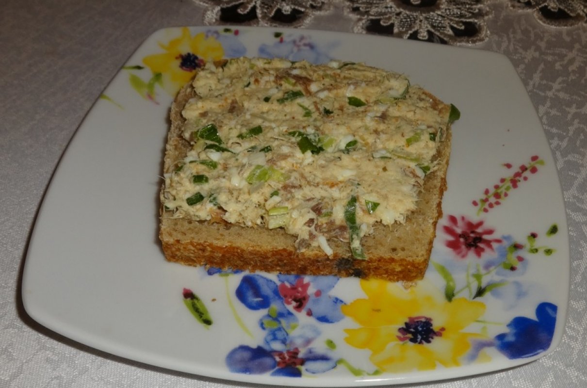 Pasta rybna do chleba.