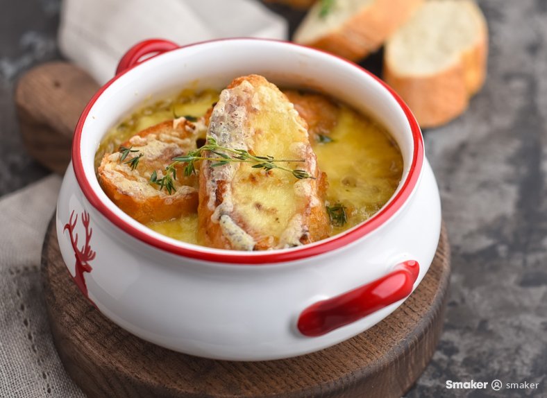  Zupa cebulowa 