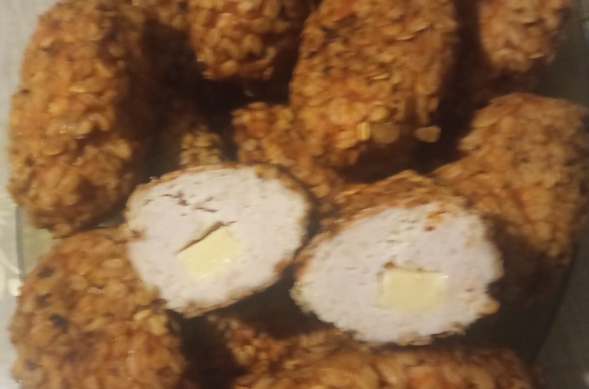 Mielone drobiowe kotlety z wkładką