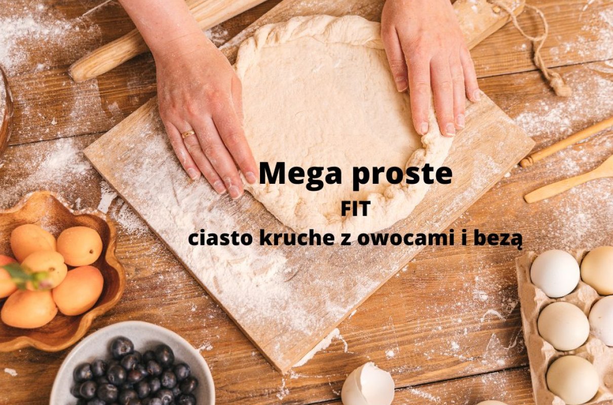 Kruche ciasto z owocami i bezą