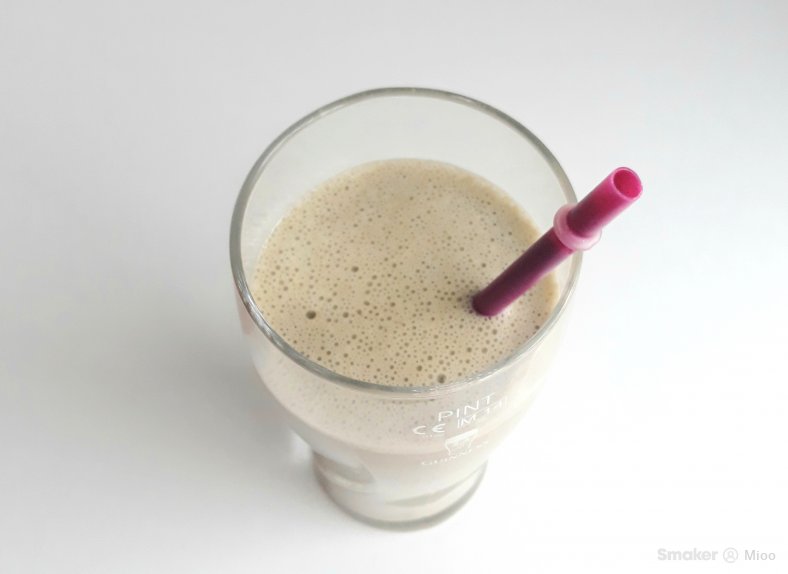  Koktajl shake proteinowy z malinami 