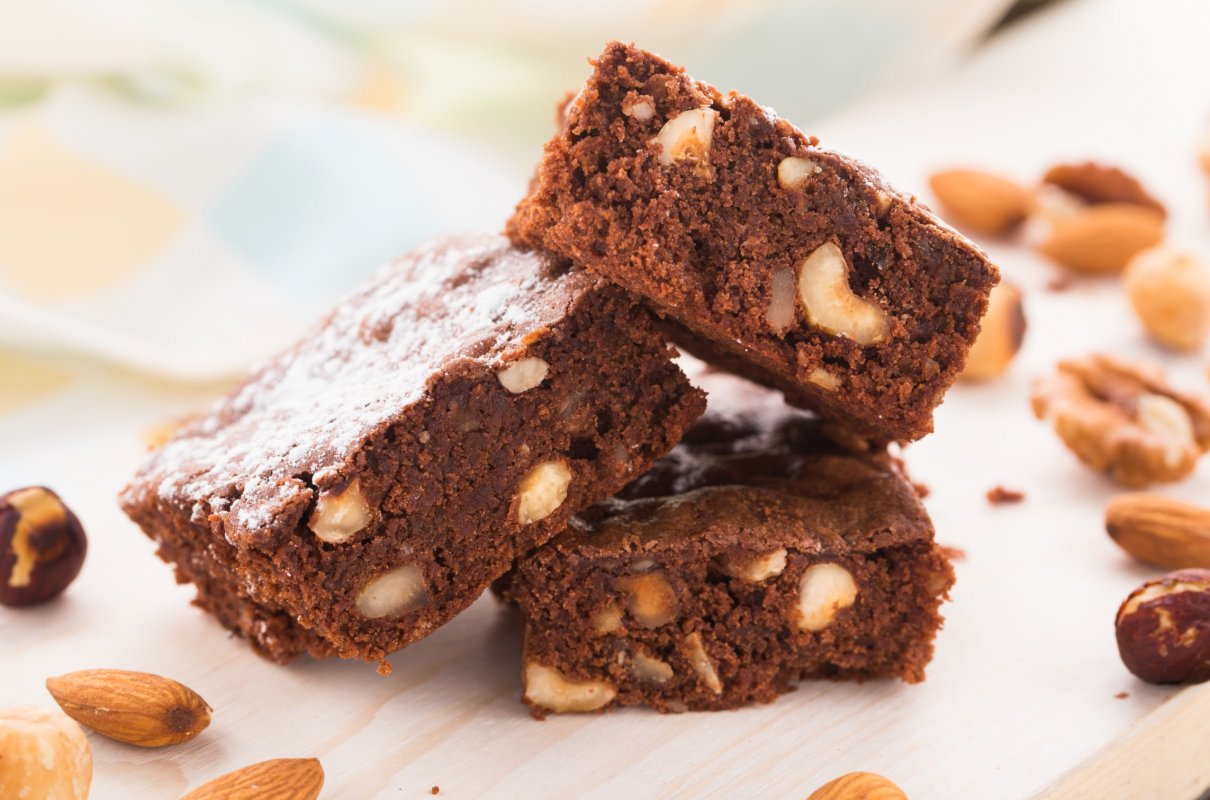 Wilgotne brownie z orzechami