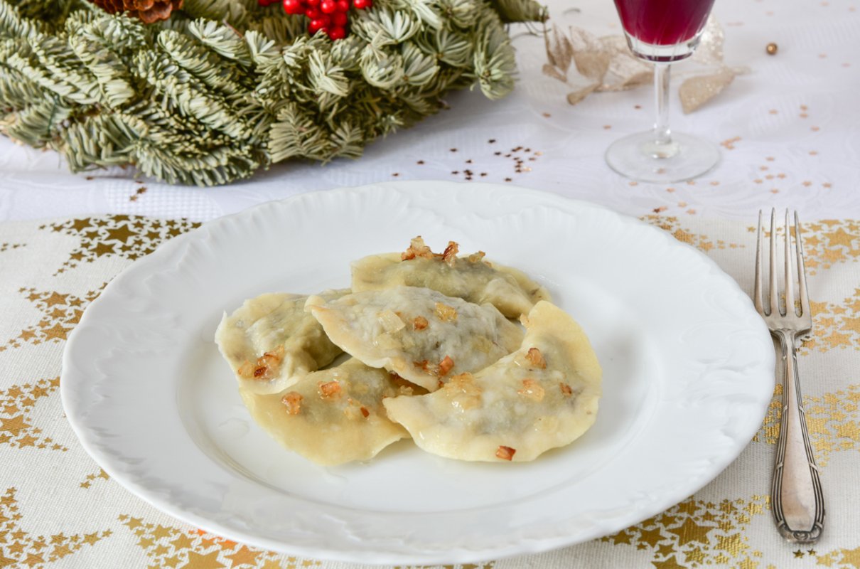 Pierogi z kapustą i grzybami