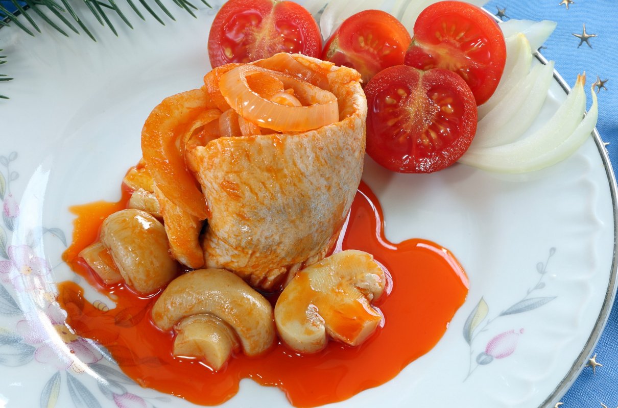 Śledzie w pomidorach