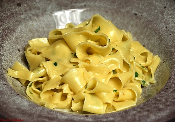 Pappardelle w aksamitnym sosie