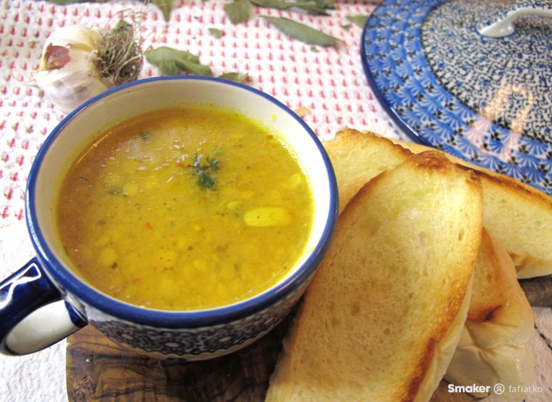  Zupa soczewicowa z kurkumą 