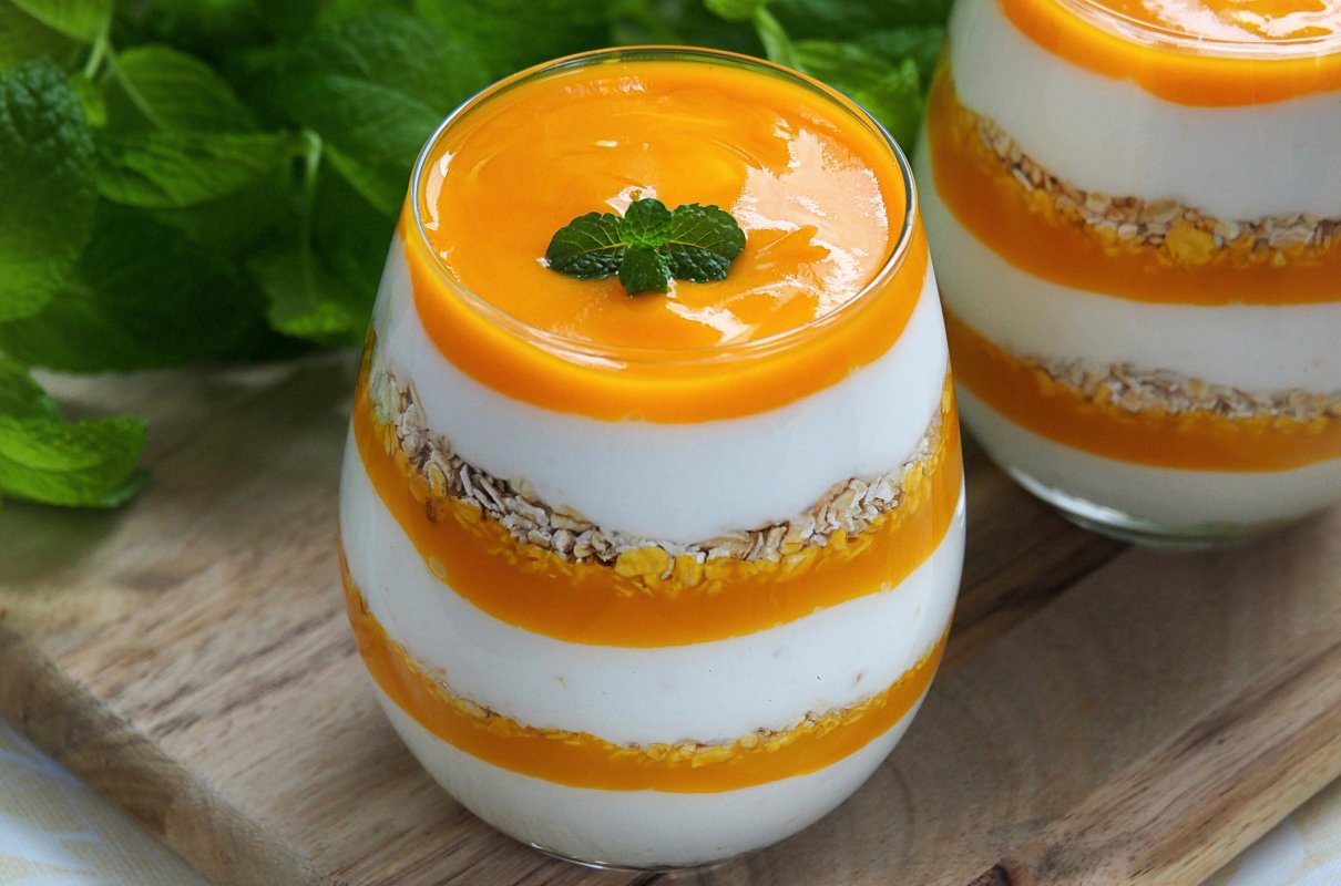 Deser kokosowy z mango