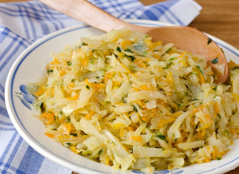  Duszona młoda kapusta 