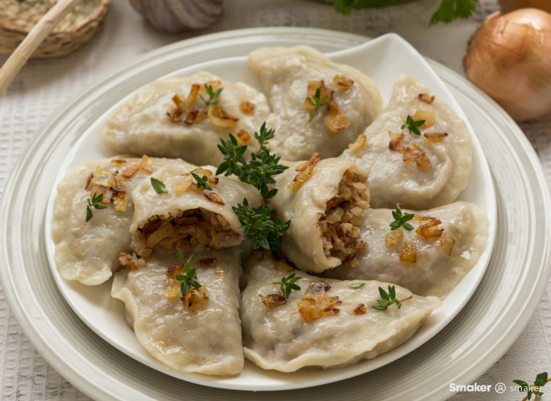  Pierogi z mięsem z rosołu 