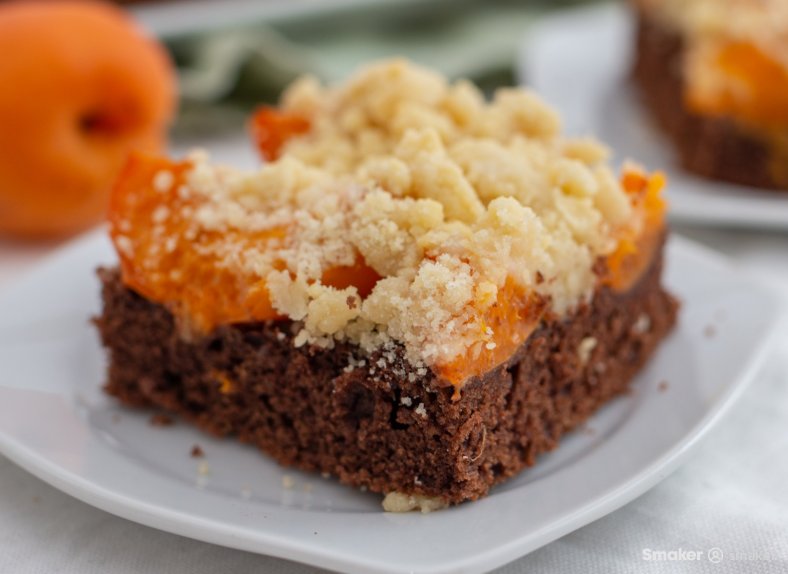  Ciasto czekoladowe z morelami 