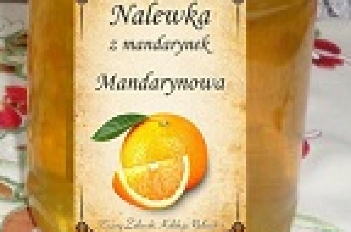 Nalewka na owocach mandarynek.